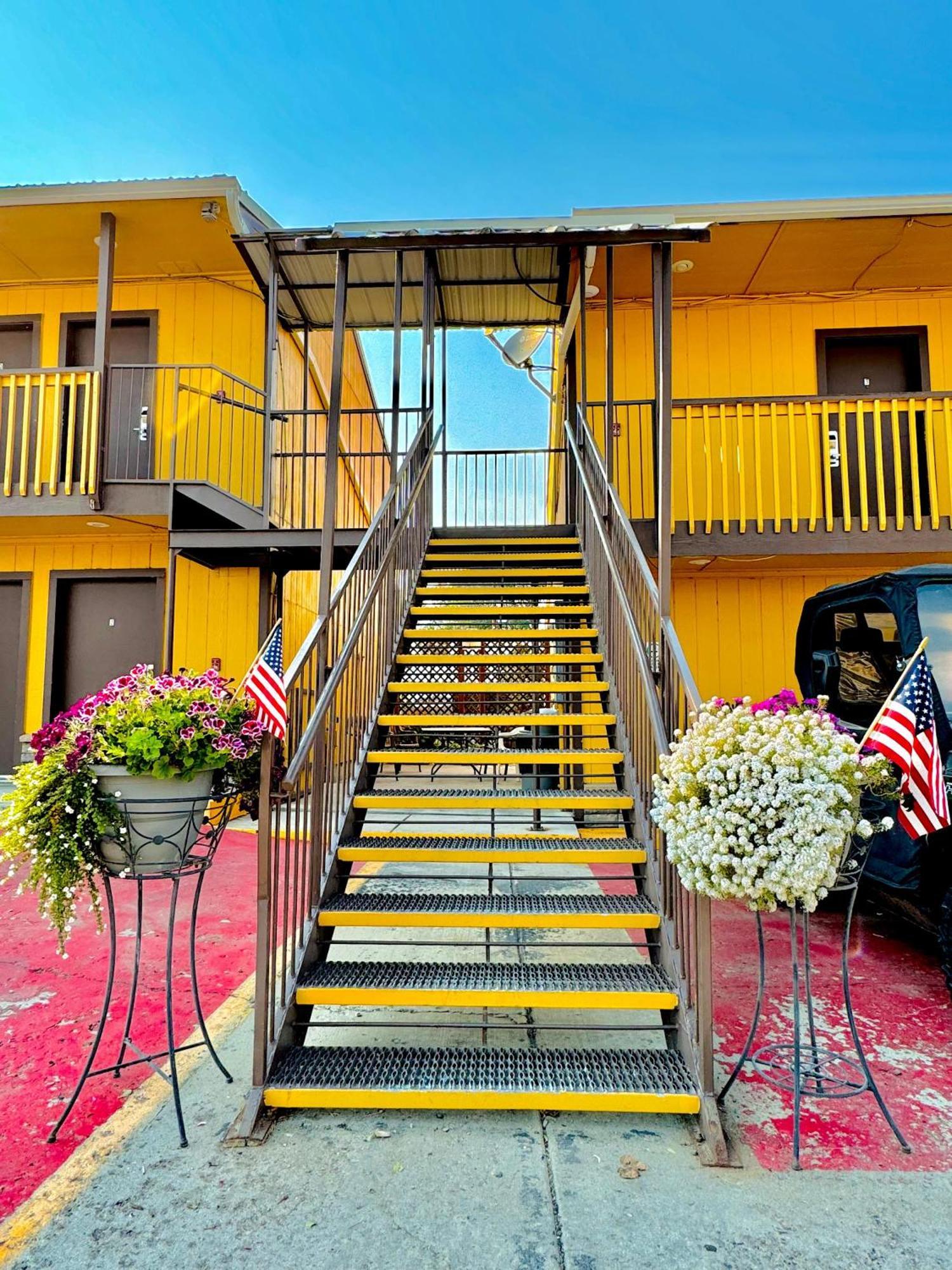 Americas Best Value Inn Salmon Exteriér fotografie